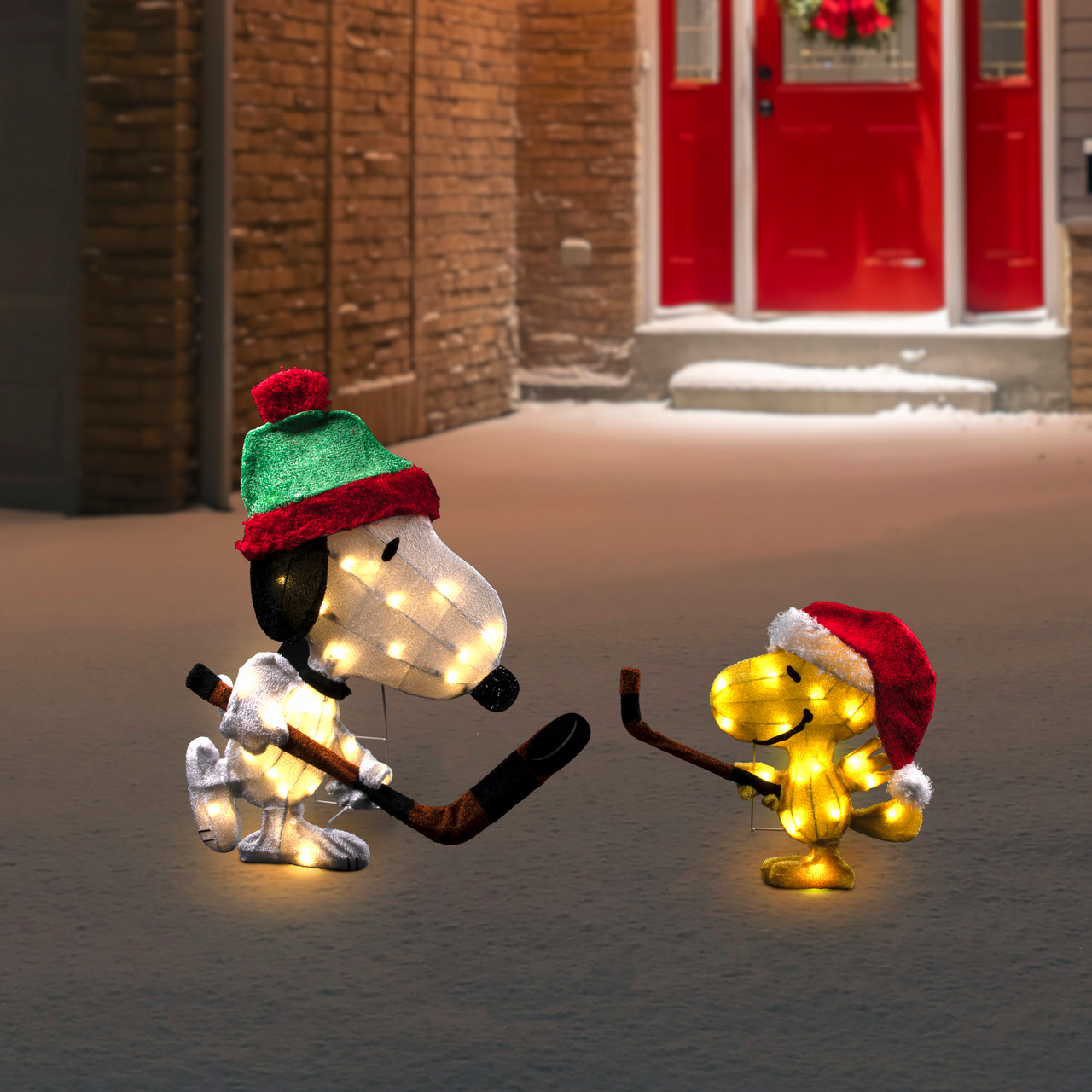 Lighted Snoopy & Woodstock Play Hockey Outdoor Christmas Lighted Snoopy & Woodstock Play Hockey Outdoor Christmas